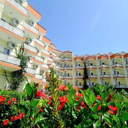 Otel Sailor's Park 3*